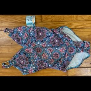 NWT Assets by Spanx Swimsuit